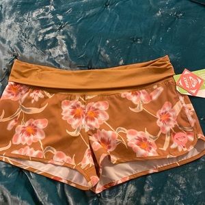 Roxy endless summer boardshorts NWT shorts